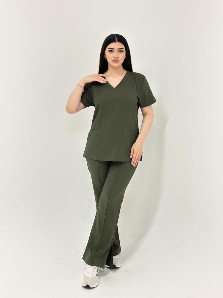 سكراب طبي لون زيتي Olive Green - موديل رقم ٢ - الصورة 3