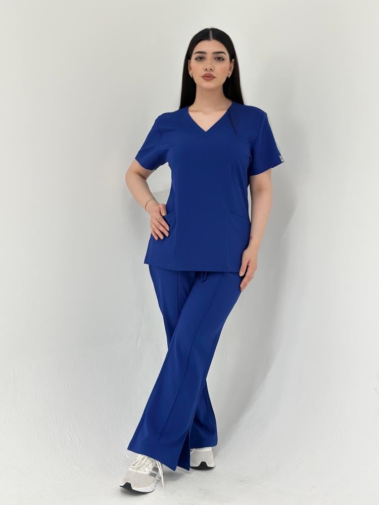 سكراب طبي لون رويال بلو Royal Blue - موديل رقم ٢ - الصورة 2