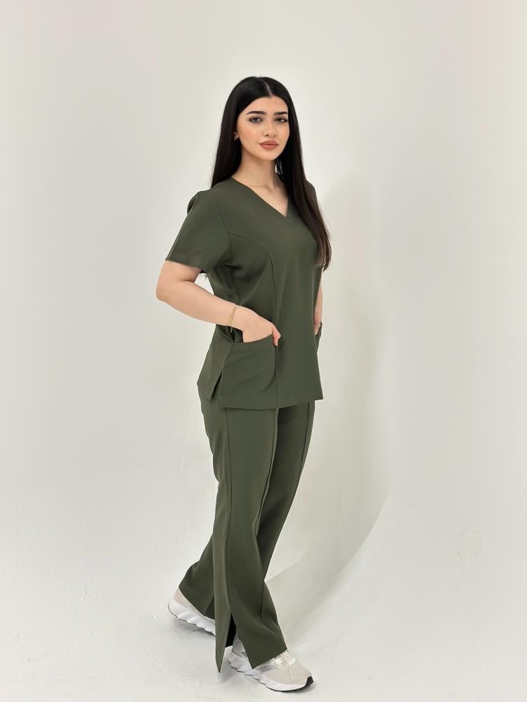 سكراب طبي لون زيتي Olive Green - موديل رقم ٢ - الصورة 8