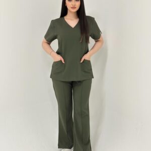 سكراب طبي لون زيتي Olive Green - موديل رقم ٢